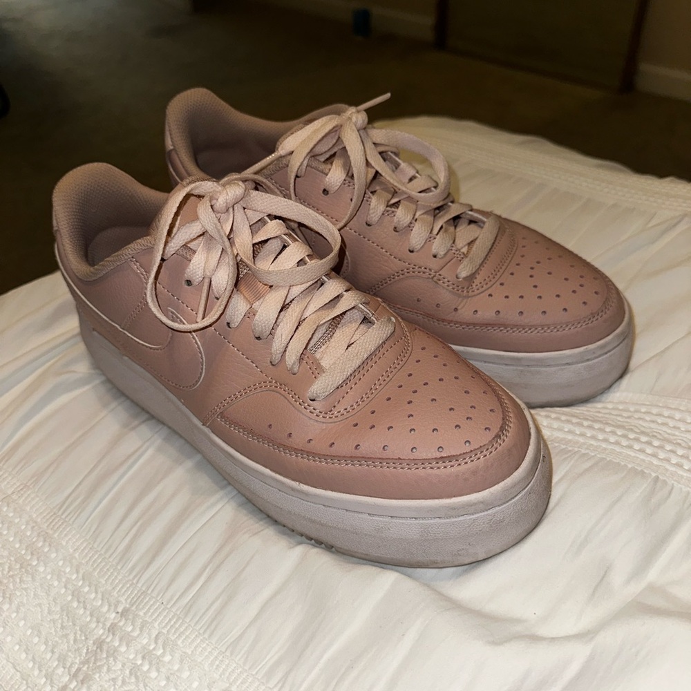 Nike Court Vision Alta